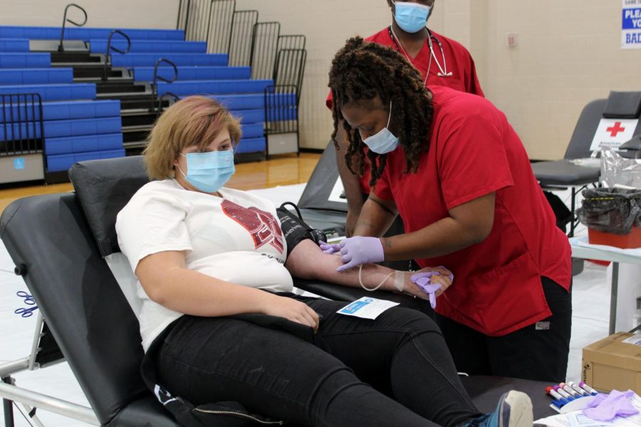 Sophomore+Shyl-lynn+Kosa+gets+her+blood+drawn+at+the+American+Red+Cross+blood+drive+held+at+the+high+school+Nov.+19.
